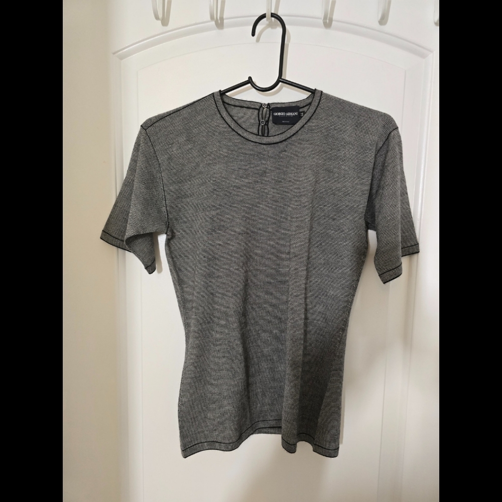 Giorgio Armani Classico Short Sleeve Knit  Size 44 Black & white stripes